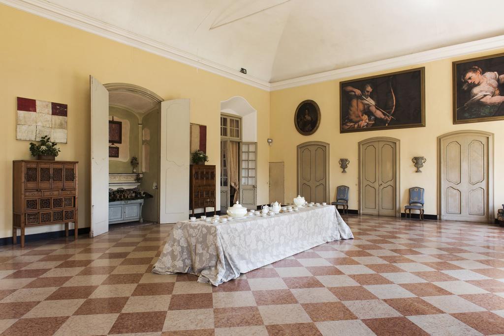 Castello Di Rocca Grimalda 게스트하우스 외부 사진